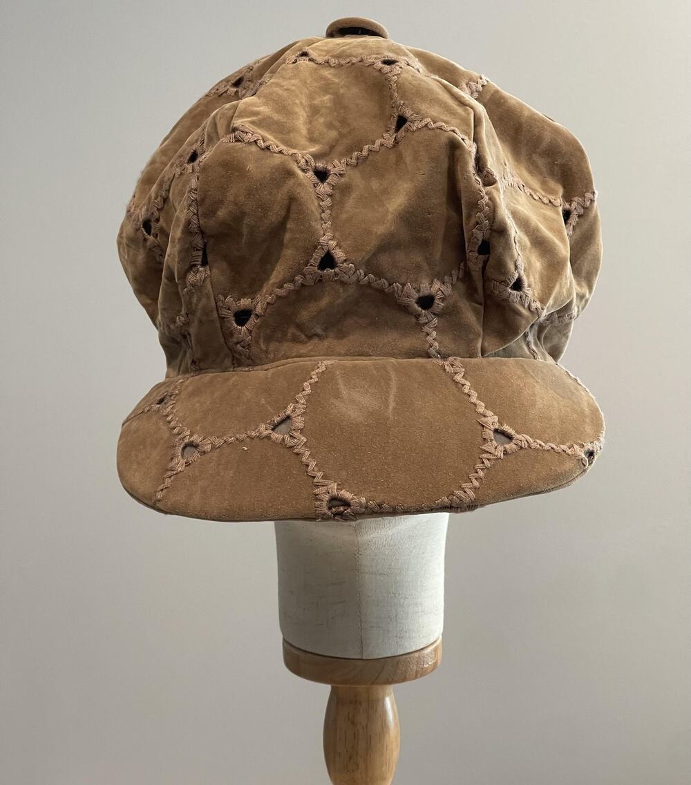 VTG Hat Cap Newsboy Womens One Size Brown Suede Velvet Patchwork Retro Hippie